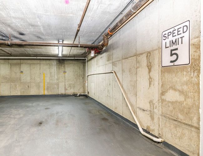 APT-301 - 2 S Atrium Way, Condo with 2 bedrooms, 2 bathrooms and 1 parking in Elmhurst IL | Image 31