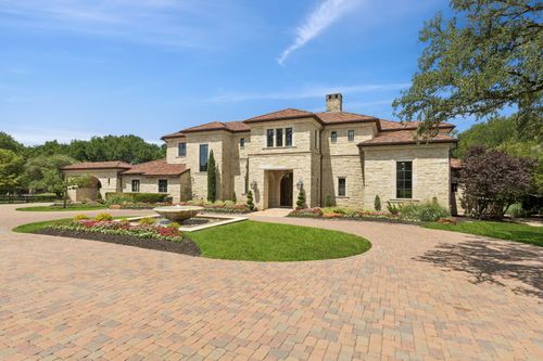 690 S Peytonville Ave, Southlake, TX, 76092-6910 | Card Image