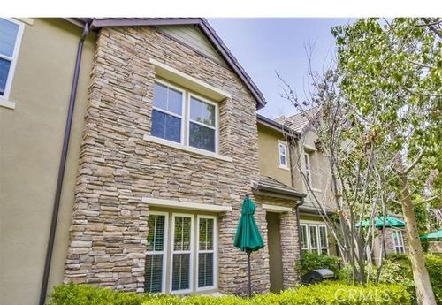 1332 Corte Venosa, Costa Mesa, CA, 92626 | Card Image