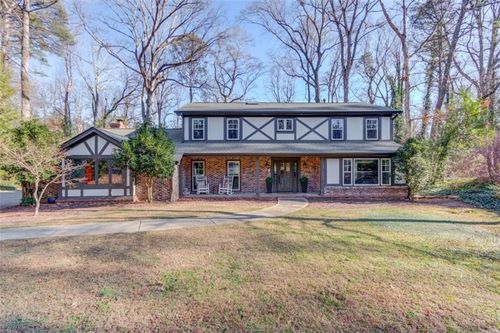 200 Spalding Cir, Sandy Springs, GA, 30328-2607 | Card Image