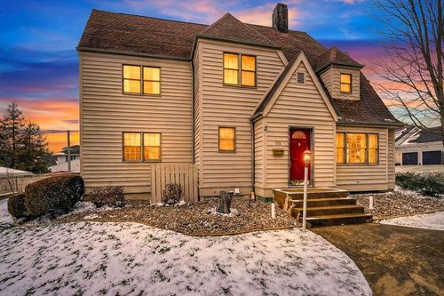 152 E South St, Jackson, OH, 45640-1680 | Card Image