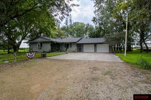 11197 608th Ave, Minnesota Lake, MN, 56068-3836 | Card Image