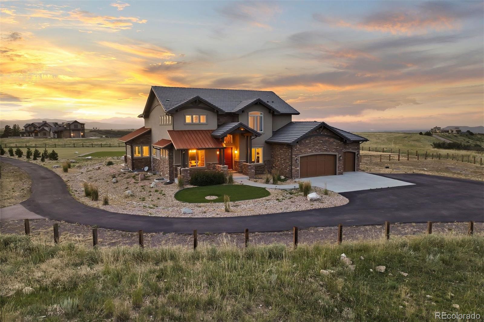 144 Stone Pointe Trail, Sold in Castle Rock - Zoocasa