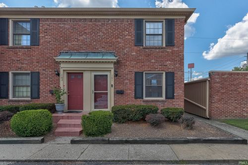 101 Buckingham Dr, Evansville, IN, 47715-3276 | Card Image