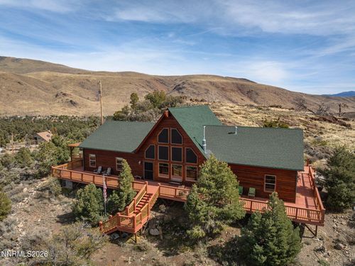 2939 Devenpeck Dr, Gardnerville, NV, 89410-5511 | Card Image