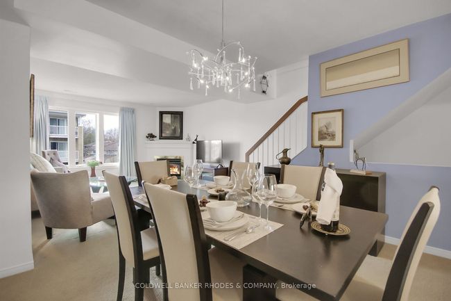1648 Locksley Lane, Condo with 2 bedrooms, 2 bathrooms and 1 parking in Gloucester ON | Image 9