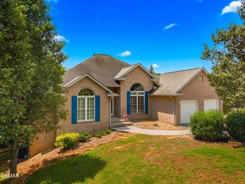 211 Mariners Lane, Dandridge, TN, 37725 | Card Image