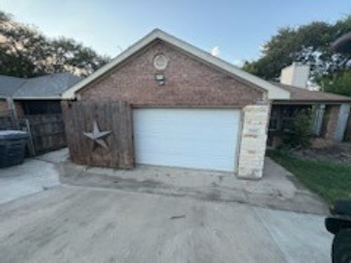 2541 Camel Ct, Dallas, TX, 75241-2902 | Card Image