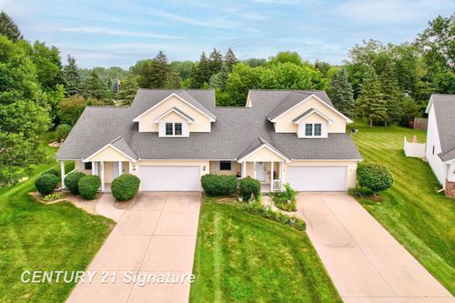 7946-7944-7946 Rivercrest Ct, Freeland, MI, 48623-8725 | Card Image