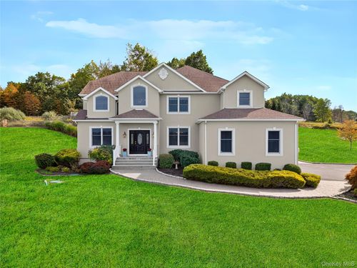 11 Dorian Way, Campbell Hall, NY, 10916-3347 | Card Image