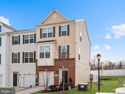 12814 Sutherby Ln, GERMANTOWN, MD, 20874-4108 | Card Image
