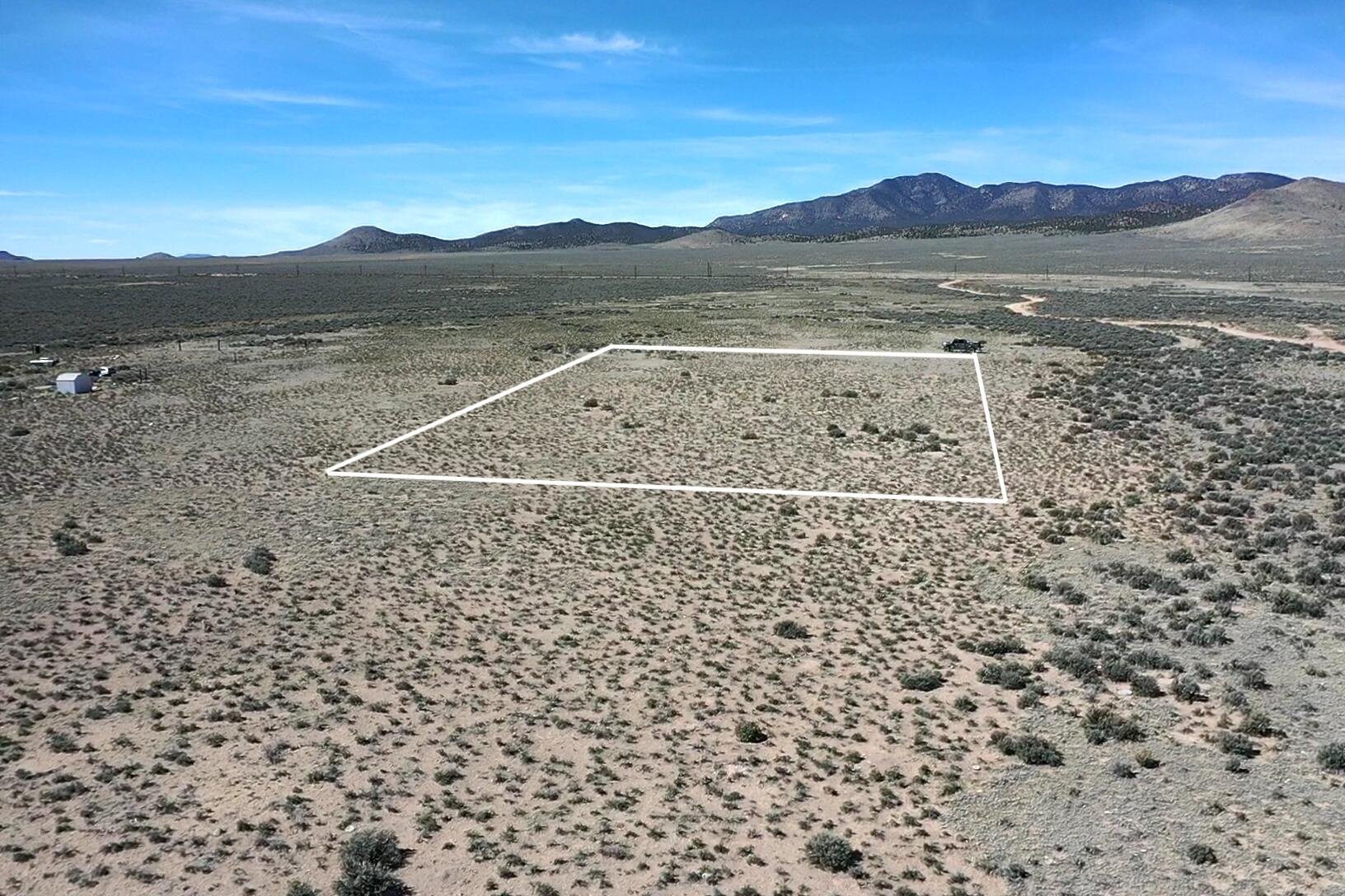 Land in Beryl 5