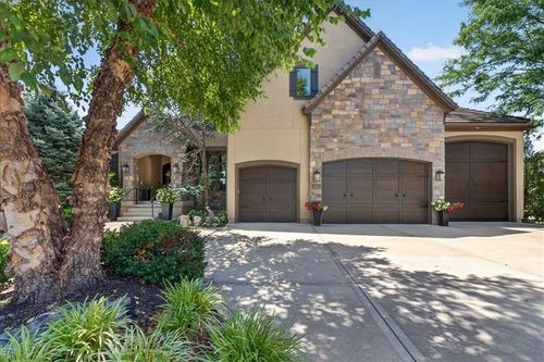 12605 W 160th St, Overland Park, KS, 66221-7929 | Card Image