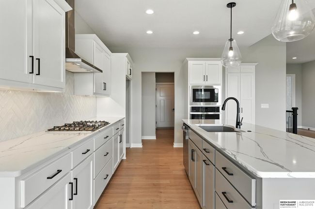 11256 S 219 Th Ave, House other with 5 bedrooms, 3 bathrooms and 3 parking in Gretna NE | Image 8