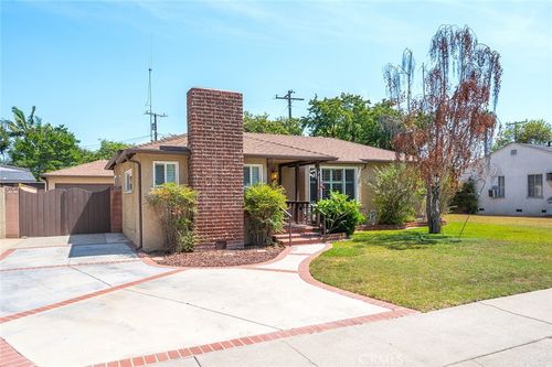 5364 E Daggett St, Long Beach, CA, 90815-3029 | Card Image