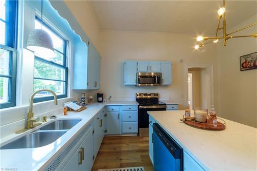 301 S Shaver St, Salisbury, NC, 28144-5545 | Card Image