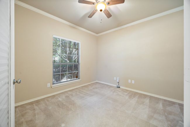 Office located off entry w | Image 6
