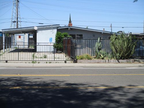 2403 Lever Blvd, Stockton, CA, 95206-2958 | Card Image