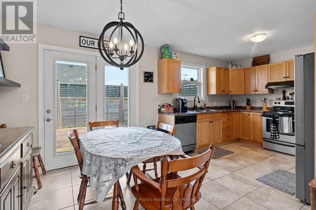 57 Market St, House other with 3 bedrooms, 2 bathrooms and 6 parking in Goderich ON | Image 14