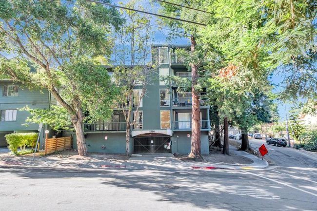 APT-301 - 2700 Le Conte Ave, Condo with 1 bedrooms, 1 bathrooms and 1 parking in Berkeley CA | Image 28