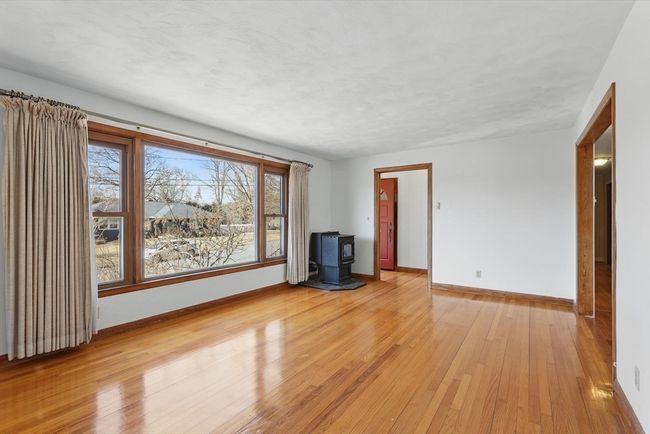 1 Westview Ter, House other with 3 bedrooms, 2 bathrooms and 3 parking in Easthampton MA | Image 5