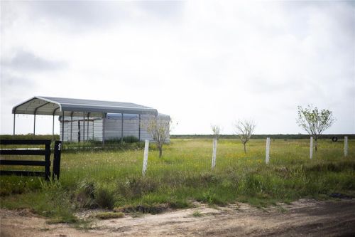 2757 Fairway Rd, Angleton, TX, 77515 | Card Image