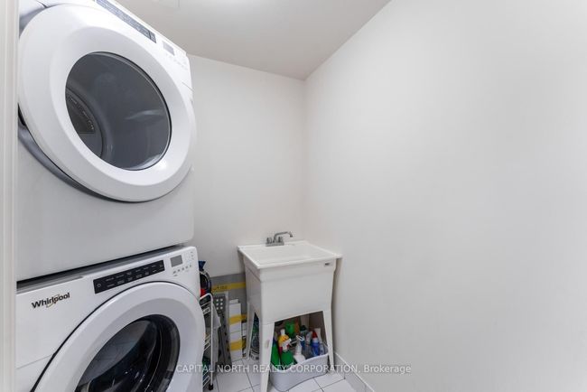 1011 - 9000 Jane St, Condo with 2 bedrooms, 2 bathrooms and 1 parking in Concord ON | Image 27