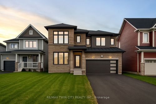 35 Santo Crt, Breslau, ON, N0B1M0 | Card Image