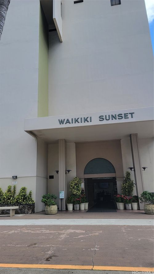 1405-229 Paoakalani Ave, Honolulu, HI, 96815-3764 | Card Image