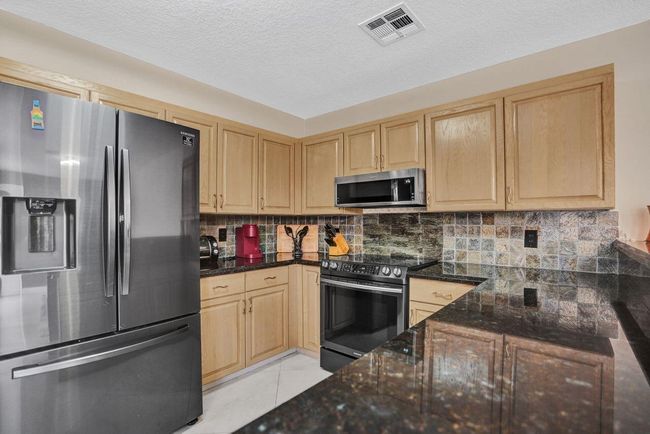 D - 5465 Monterey D Circle, Condo with 3 bedrooms, 3 bathrooms and null parking in Delray Beach FL | Image 26