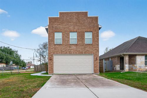 146 Disney St, Arcola, TX, 77583-2782 | Card Image