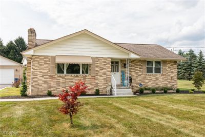 7353 Ayrshire Avenue Ne, House other with 2 bedrooms, 2 bathrooms and null parking in Canton OH | Image 2