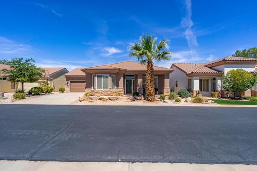 1574 W Poppy Hills Cir, Saint George, UT, 84790-4417 | Card Image