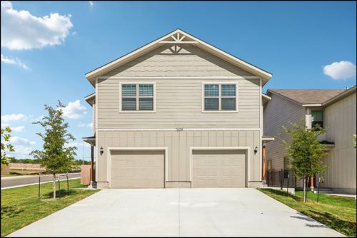 7561 Briarwood Pass, San Antonio, TX, 78252-4757 | Card Image
