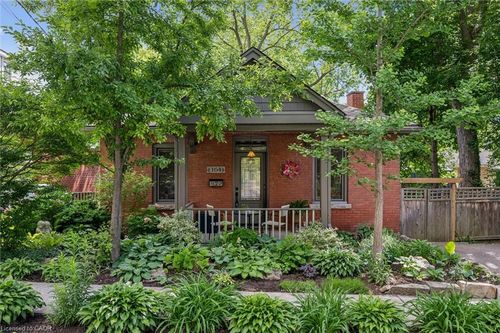 164 King St, Guelph, ON, N1E4R1 | Card Image