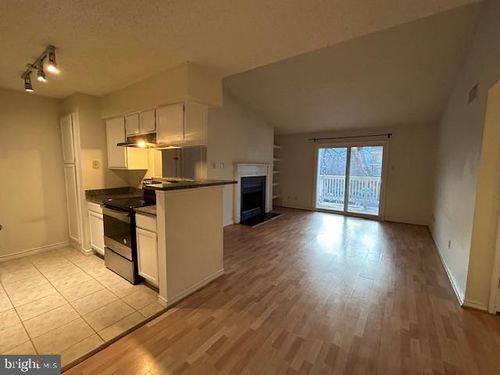 apt-303-1539 Lincoln Way, MCLEAN, VA, 22102-5898 | Card Image