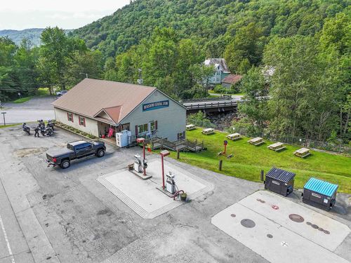 6828 Main St, Readsboro, VT, 05350-9806 | Card Image