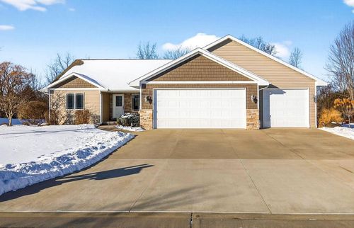 1519 Remington Road, NEENAH, WI, 54956 | Card Image