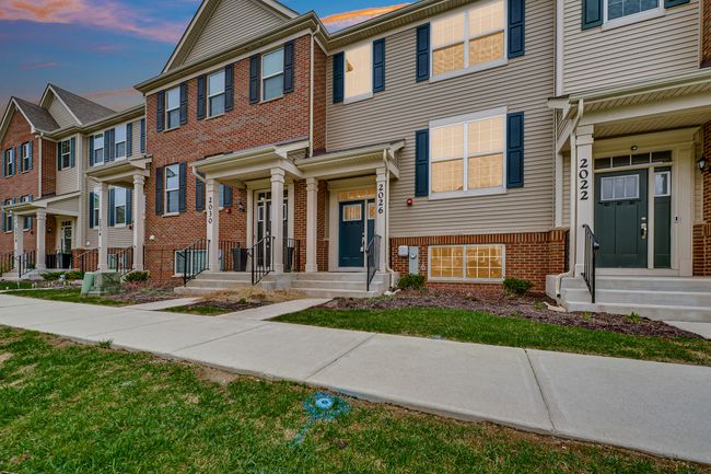 2026 Stuttle Rd, Townhouse with 2 bedrooms, 3 bathrooms and 4 parking in Batavia IL | Image 22