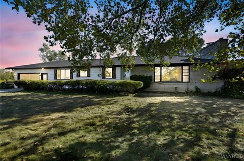 11272 Slade Rd, Medina, NY, 14103-9455 | Card Image