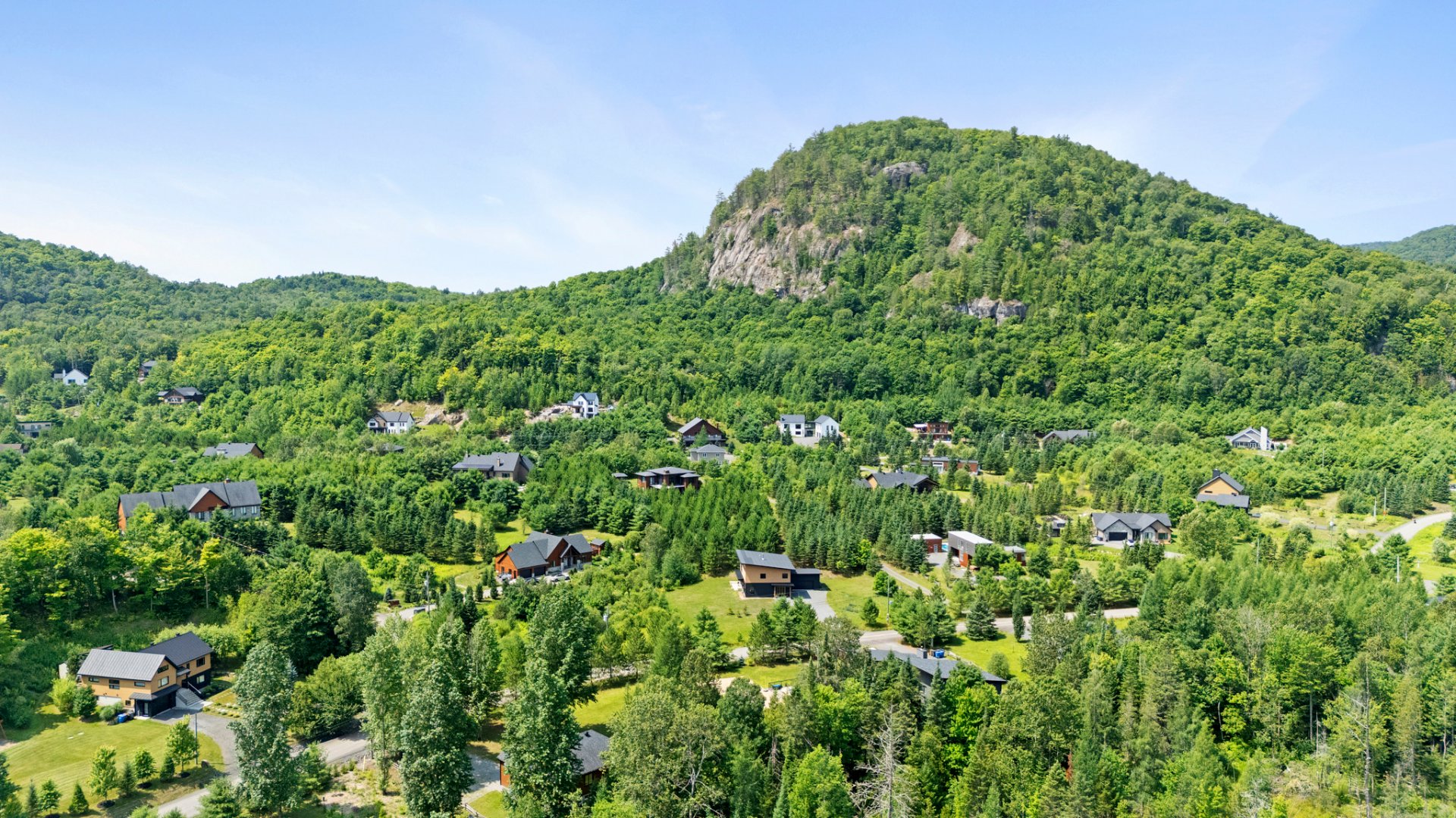 Residential in Sainte-Adèle 2