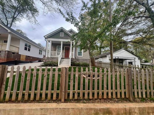 11 Baxter St, Greenville, SC, 29607-2271 | Card Image