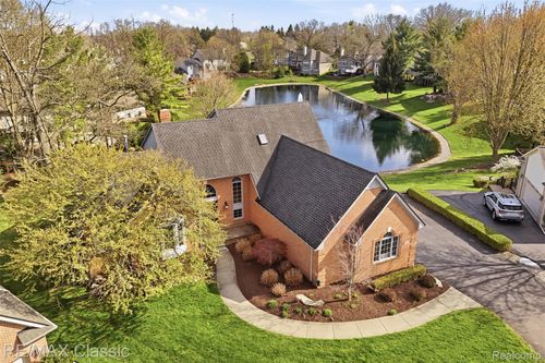 1726 Pondview Ln, Commerce Township, MI, 48382-1279 | Card Image