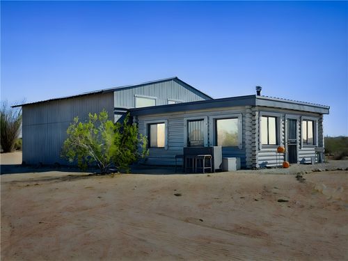 13505 S Alan Rd, Yucca, AZ, 86438-1060 | Card Image