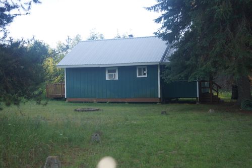 331 Franco Ln, Cusick, WA, 99119-9673 | Card Image