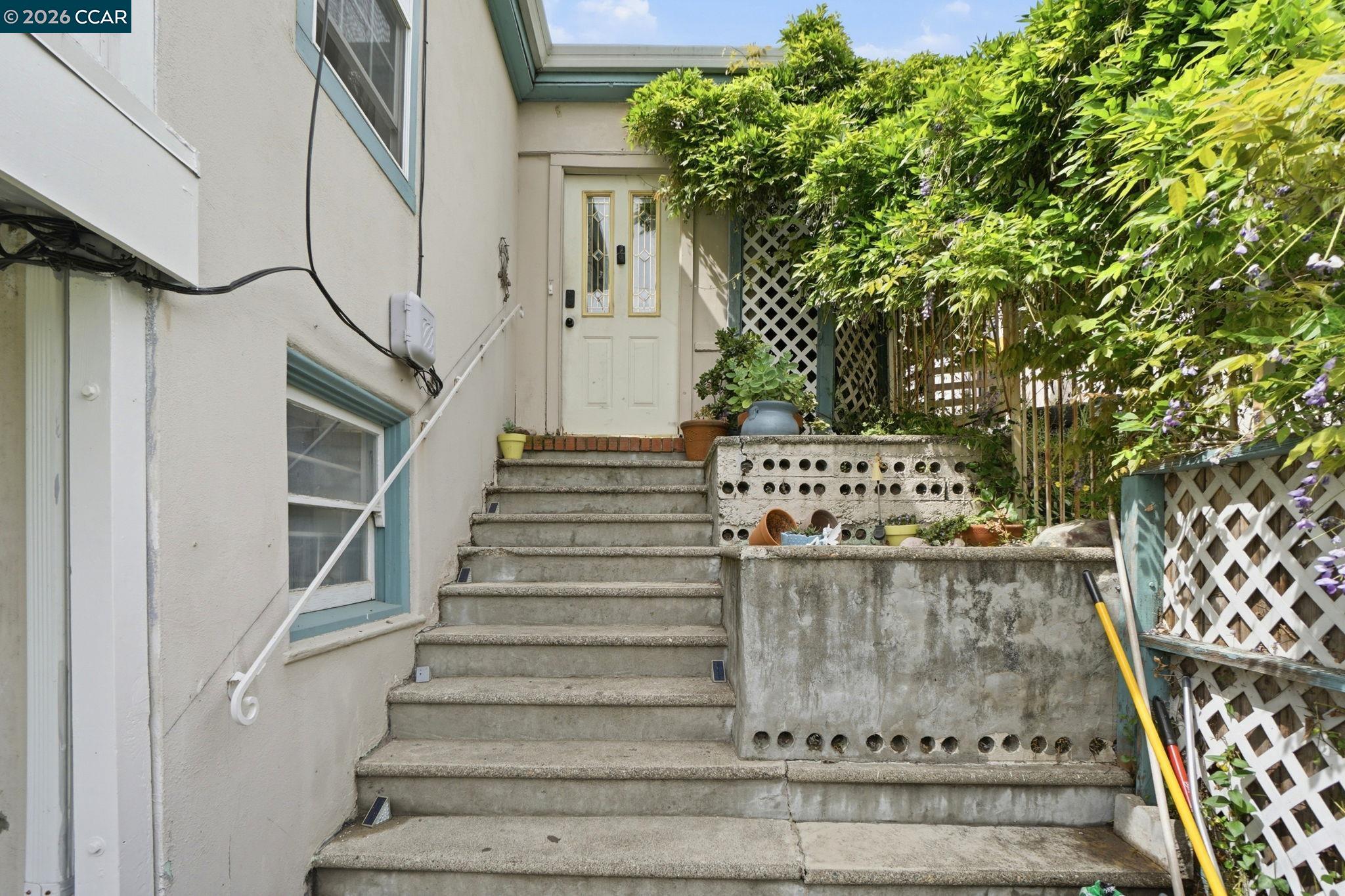 Residential in Martinez 4