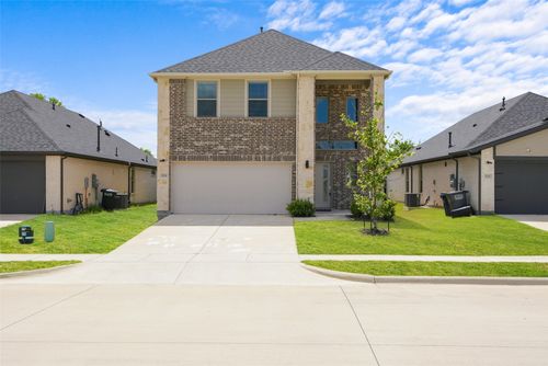 124 Mandarin St, Forney, TX, 75126-3739 | Card Image