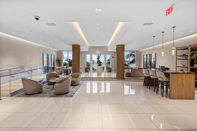 APT-2611 - 888 Brickell Key Dr, Condo with 2 bedrooms, 3 bathrooms and null parking in Miami FL | Image 36