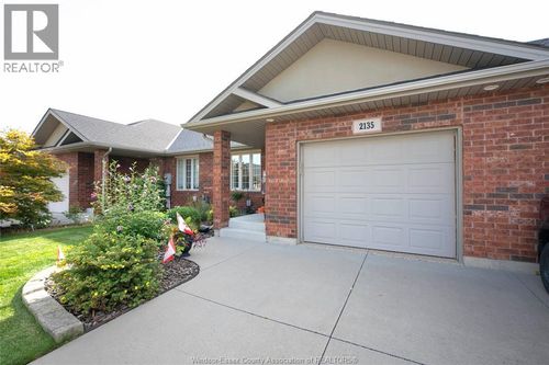 2135 Katella Ave, Windsor, ON, N8P0A4 | Card Image