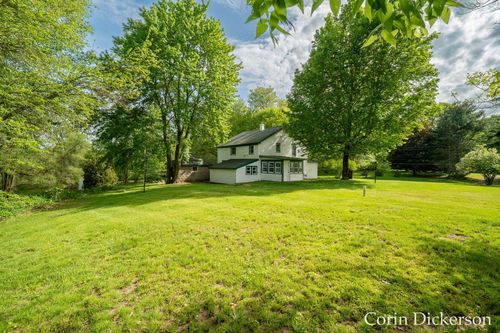 10860 Douglas Ave, Plainwell, MI, 49080-9609 | Card Image